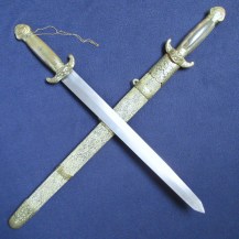 Chinese Shuangjian Double Shortswords, Late 19th Century 3